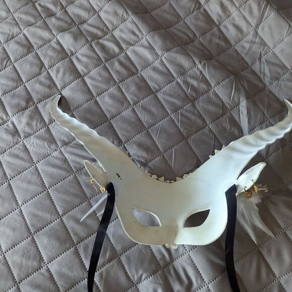 Handmade Bull Masquerade Italian Style Mask - Picture 7 of 7
